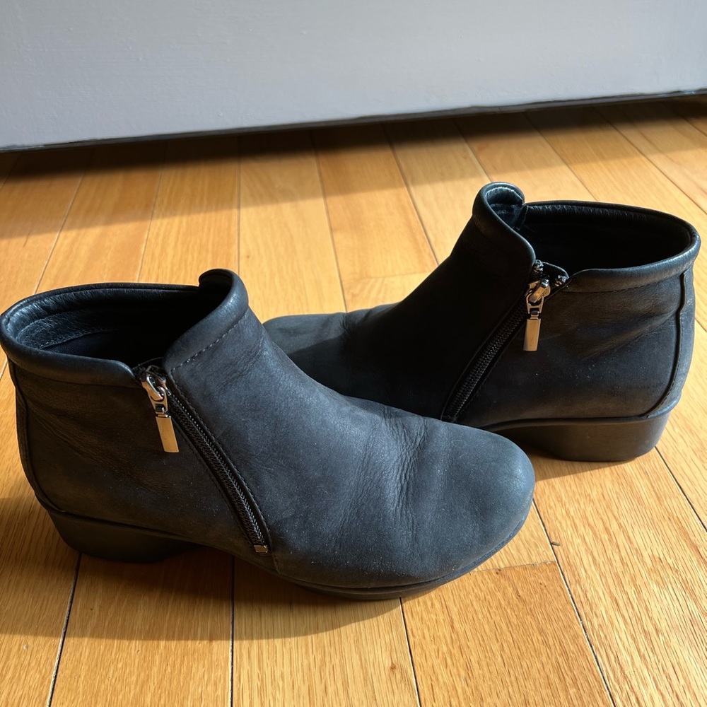 Dansko booties size 38